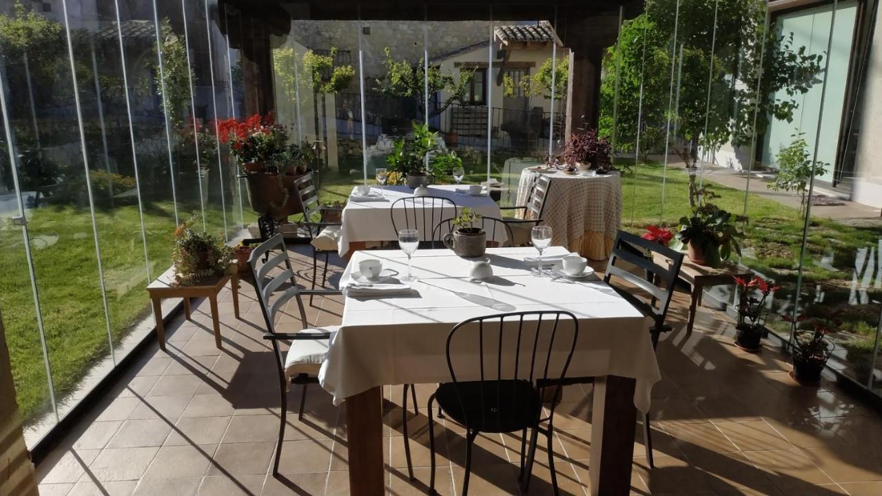 La Posada De Las Casitas Ампудиа Экстерьер фото